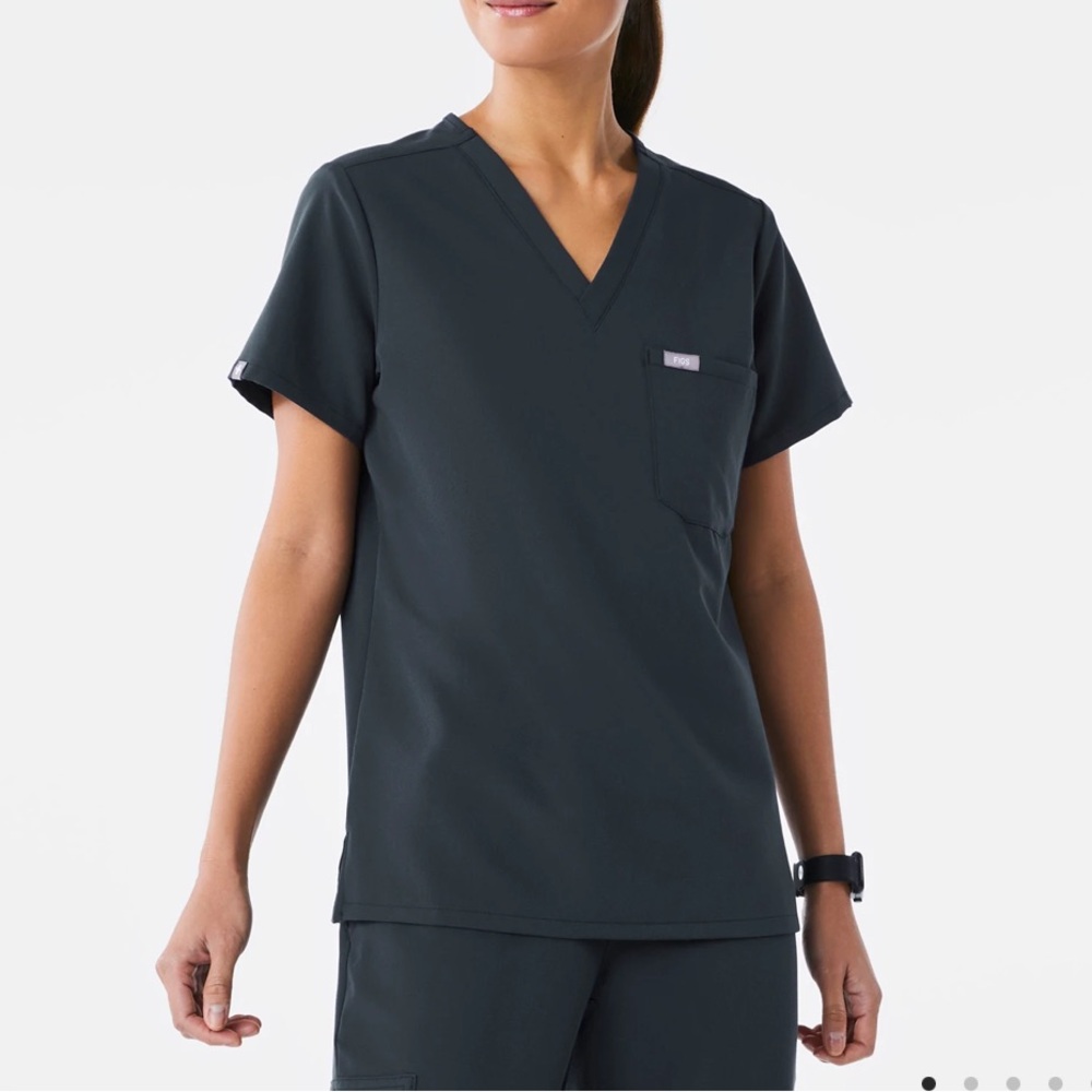 Figs Catarina One-Pocket Scrub Top Women’s Medium